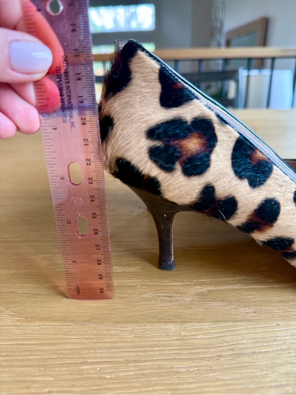 Boden Leopard Print Pointed Toe heels, size 40 (9-9.5) - Picture 4 of 5